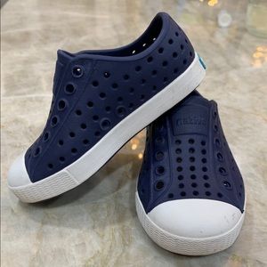 Native Jefferson Kids Shoes, toddler size 6